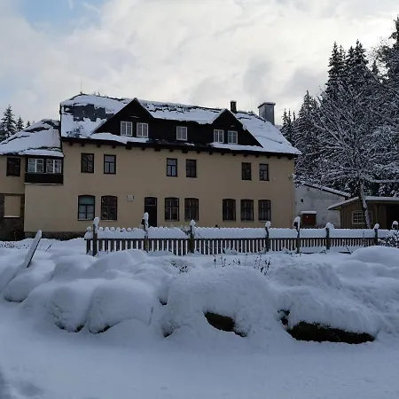 Bila Voda 3* Harrachov